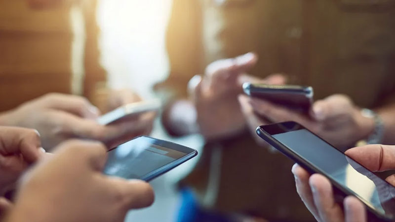 Vizrt cell phones